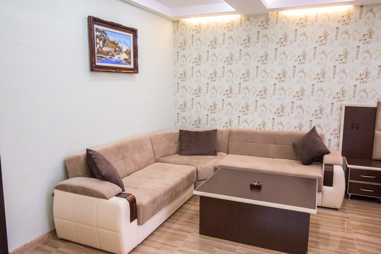Semeni Hotel & Restaurant Mingachevir Luaran gambar
