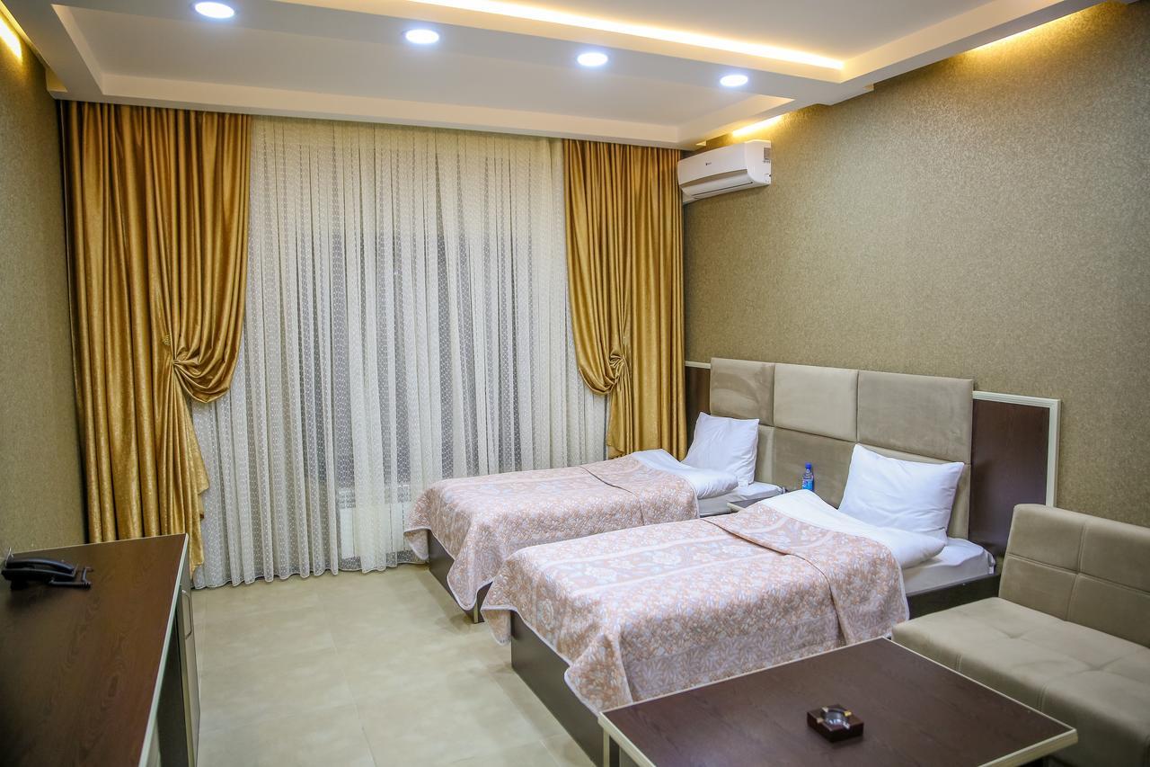 Semeni Hotel & Restaurant Mingachevir Luaran gambar